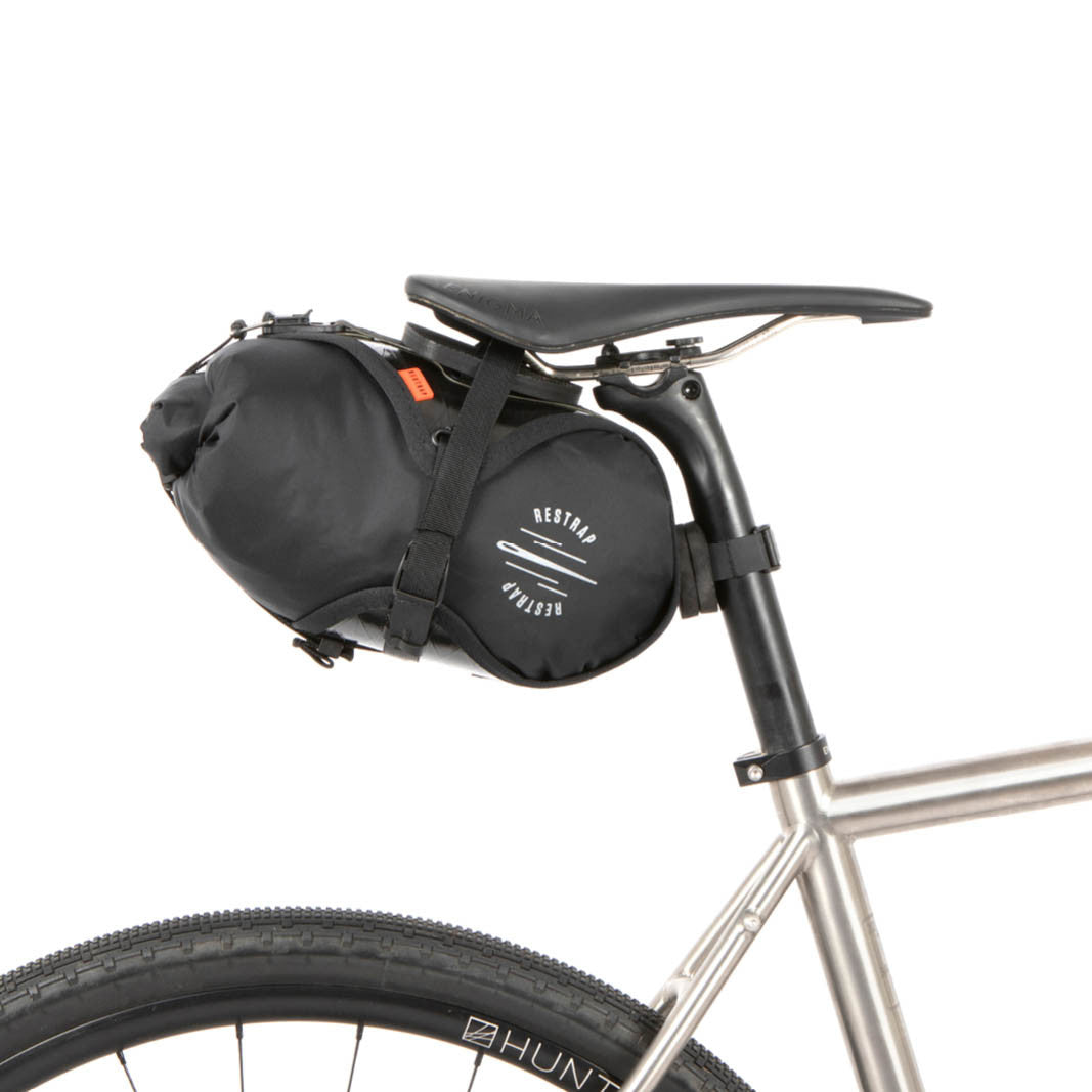 Restrap Race Saddle Bag 7L -satulalaukku (uusi design)